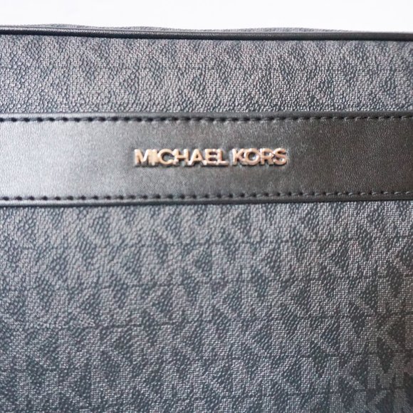 Michael Kors Kenly Large Pocket Crossbody Bag MK Black - Picture 7 of 12
